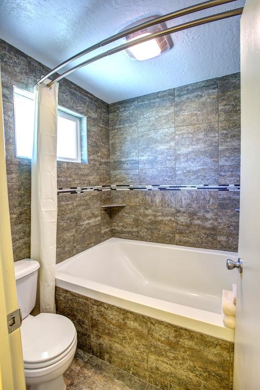 Home Hotel Лава Хот Спрингс Стая снимка